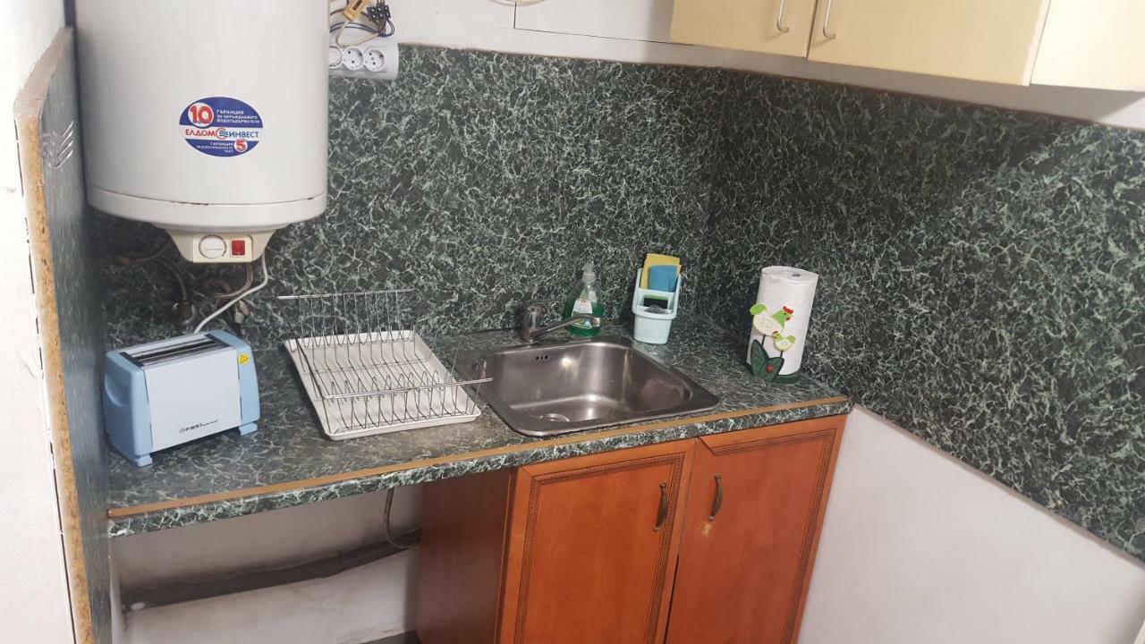 Modern And Old Base Apartment Sofia Luaran gambar