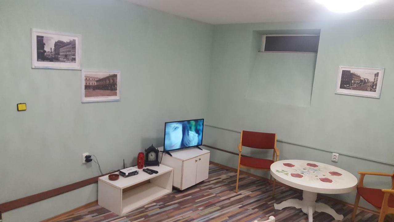 Modern And Old Base Apartment Sofia Luaran gambar